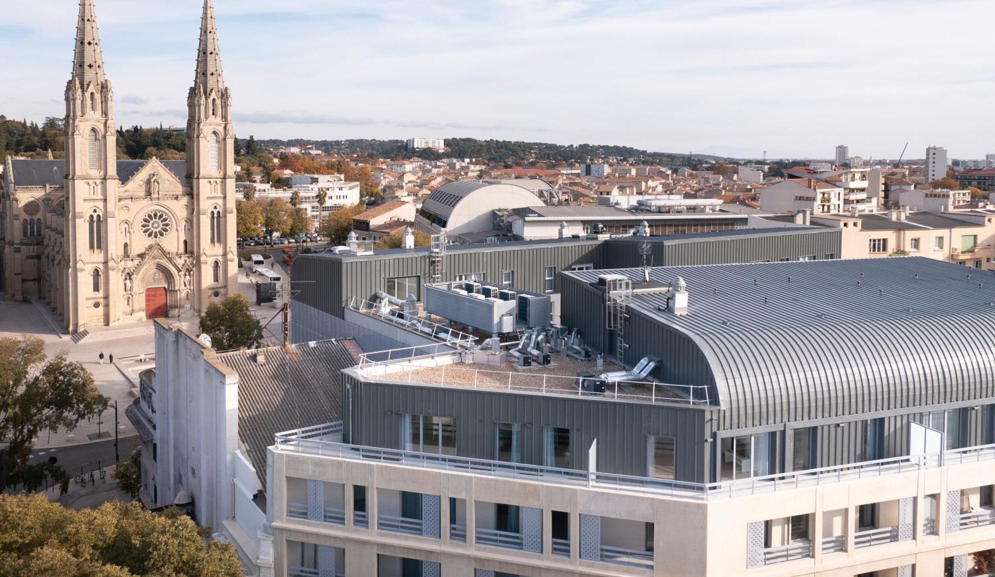 Oh Activ Nimes Aparthotel Bagian luar foto