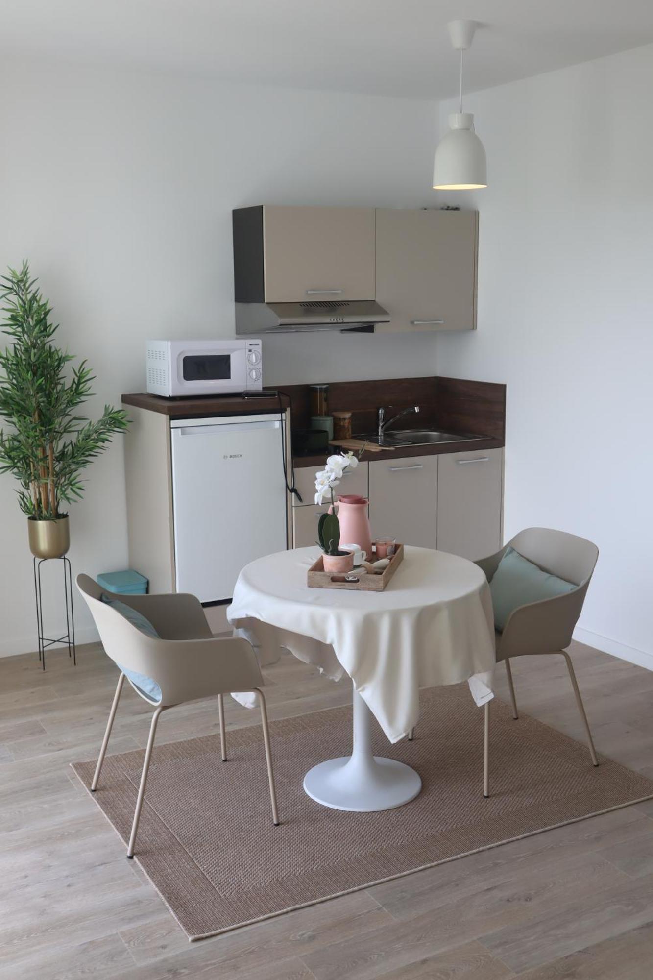 Oh Activ Nimes Aparthotel Bagian luar foto