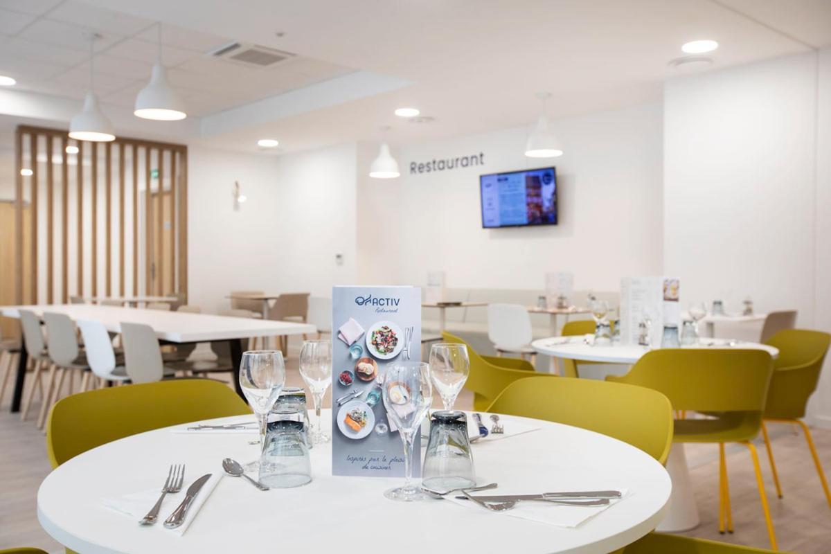 Oh Activ Nimes Aparthotel Bagian luar foto